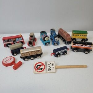 Thomas & Friends Melissa & Doug Brio Wooden Train Lot Thomas Gordon Fire Engine